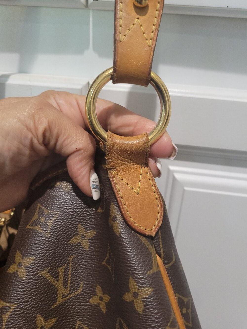 Louis Vuitton Shoulder Bag - Picture 3 of 14